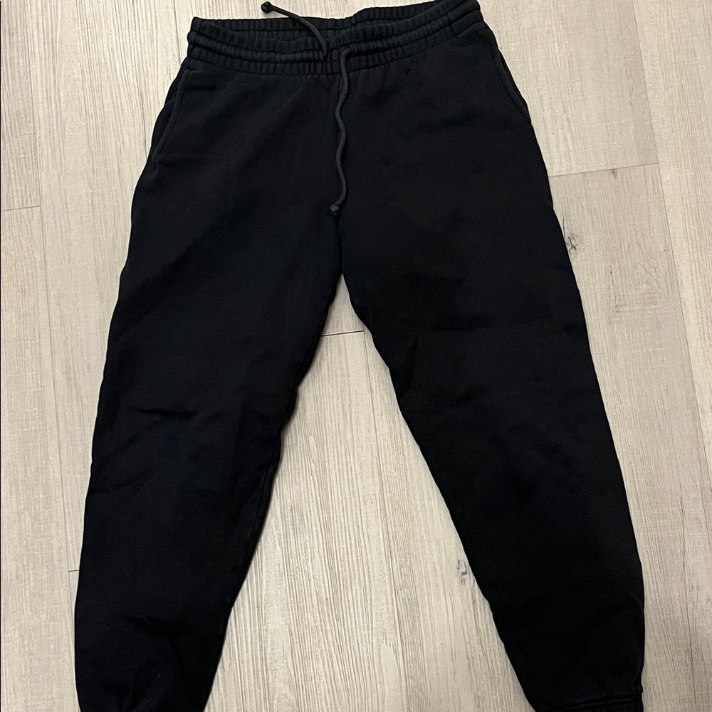 TNA cozy fleece black women’s sweatpants
